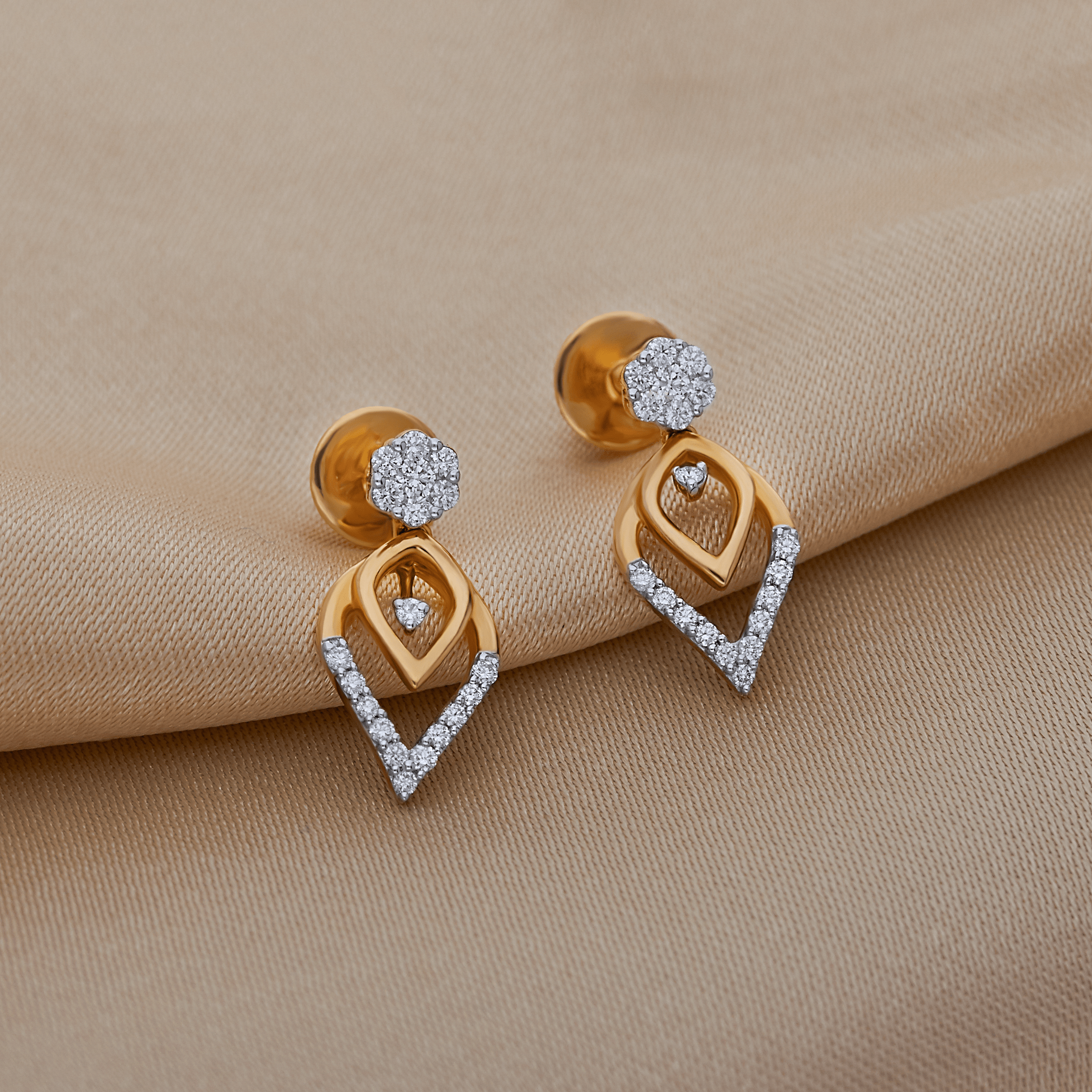 1500 Real Diamond Earrings  Candere by Kalyan Jewellers